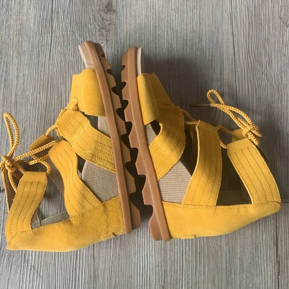 Sorel Joanie II Lace - Golden Yellow Wedge Size 9 - Picture 10 of 15